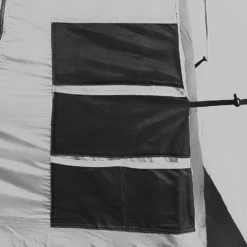 McKINLEY Fam-Zelt Family 30.6 16 McKINLEY Fam-Zelt Family 30.6 -Feinbier Unterwegs Geschäft 289485 901 BILD07 20221117